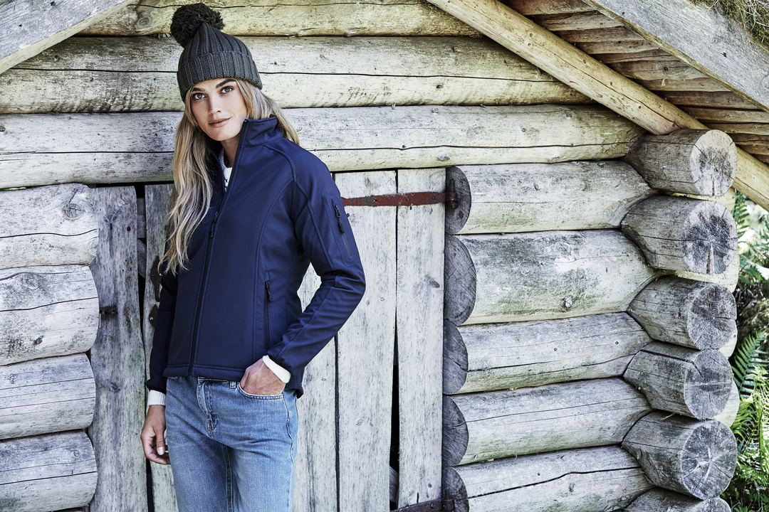 SOFTSHELL ŽENSKI LIGHTWEIGHT PERFORMANCE TEE JAYS 9511